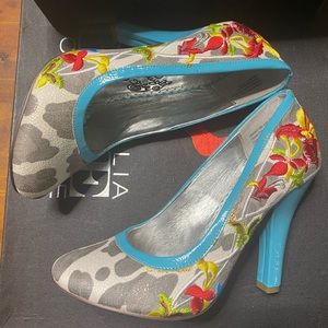 Naughty Monkey shoes never worn